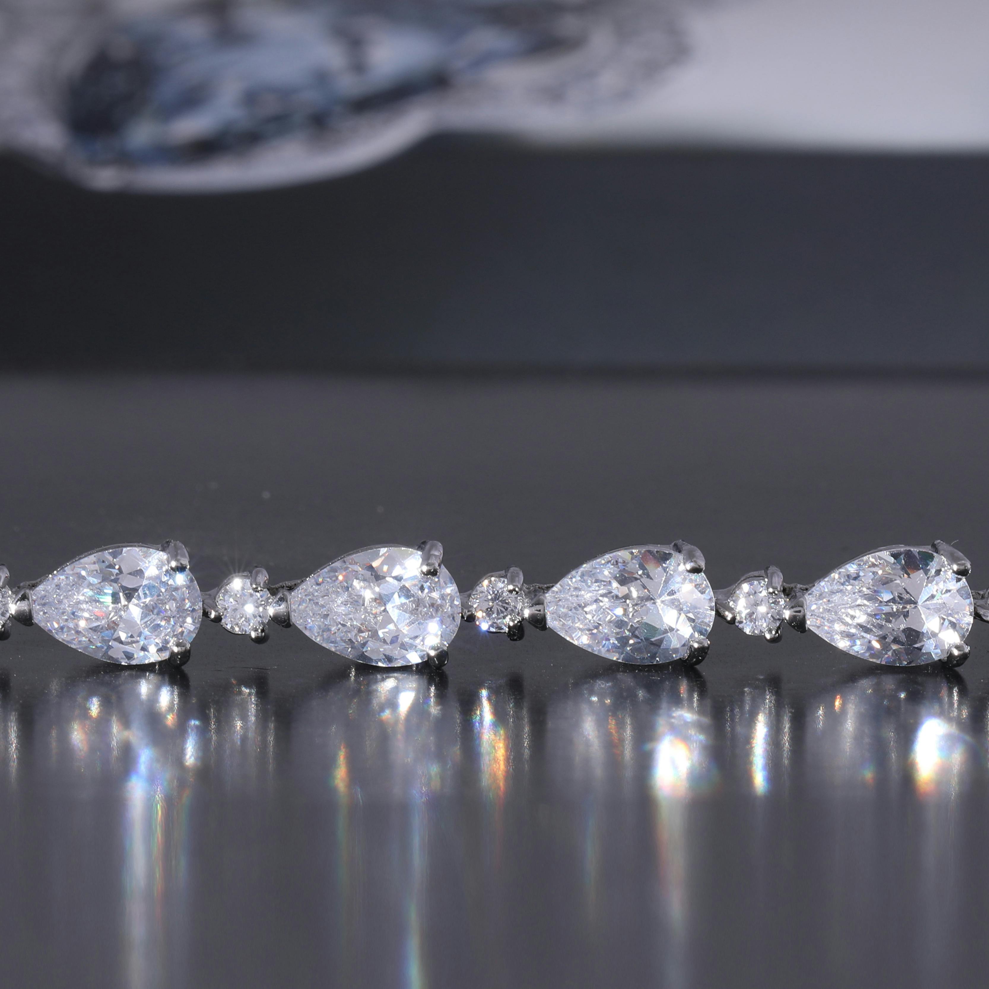 Stunning lab grown diamond ring